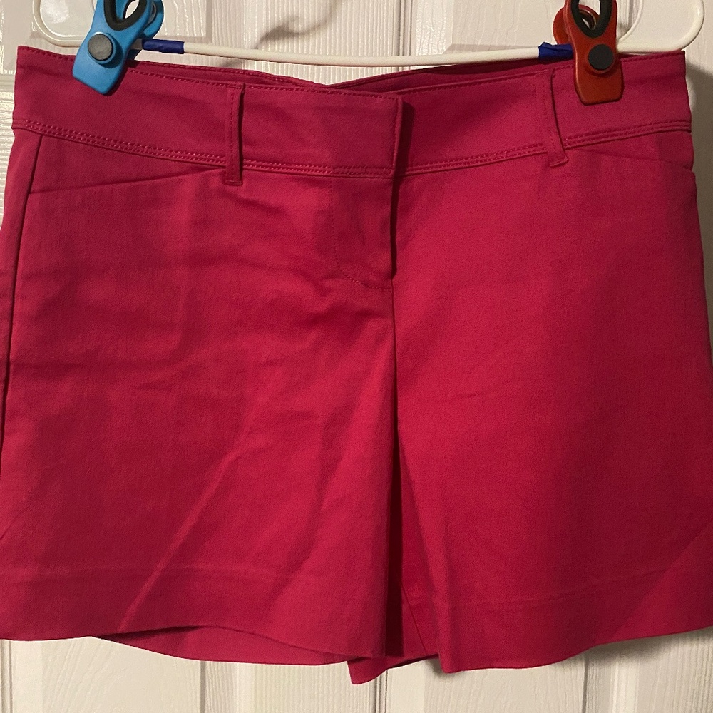THE LIMITED WOMENS TAILORED SHORTS